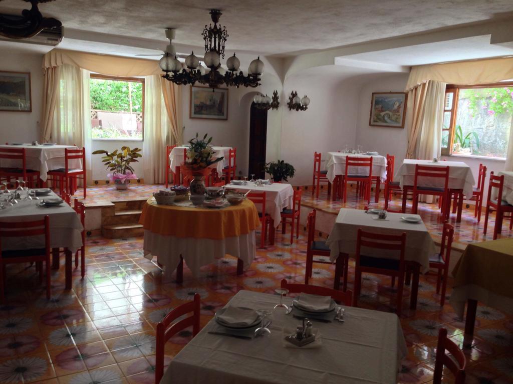 Hotel Villa Hermosa Ischia Luaran gambar