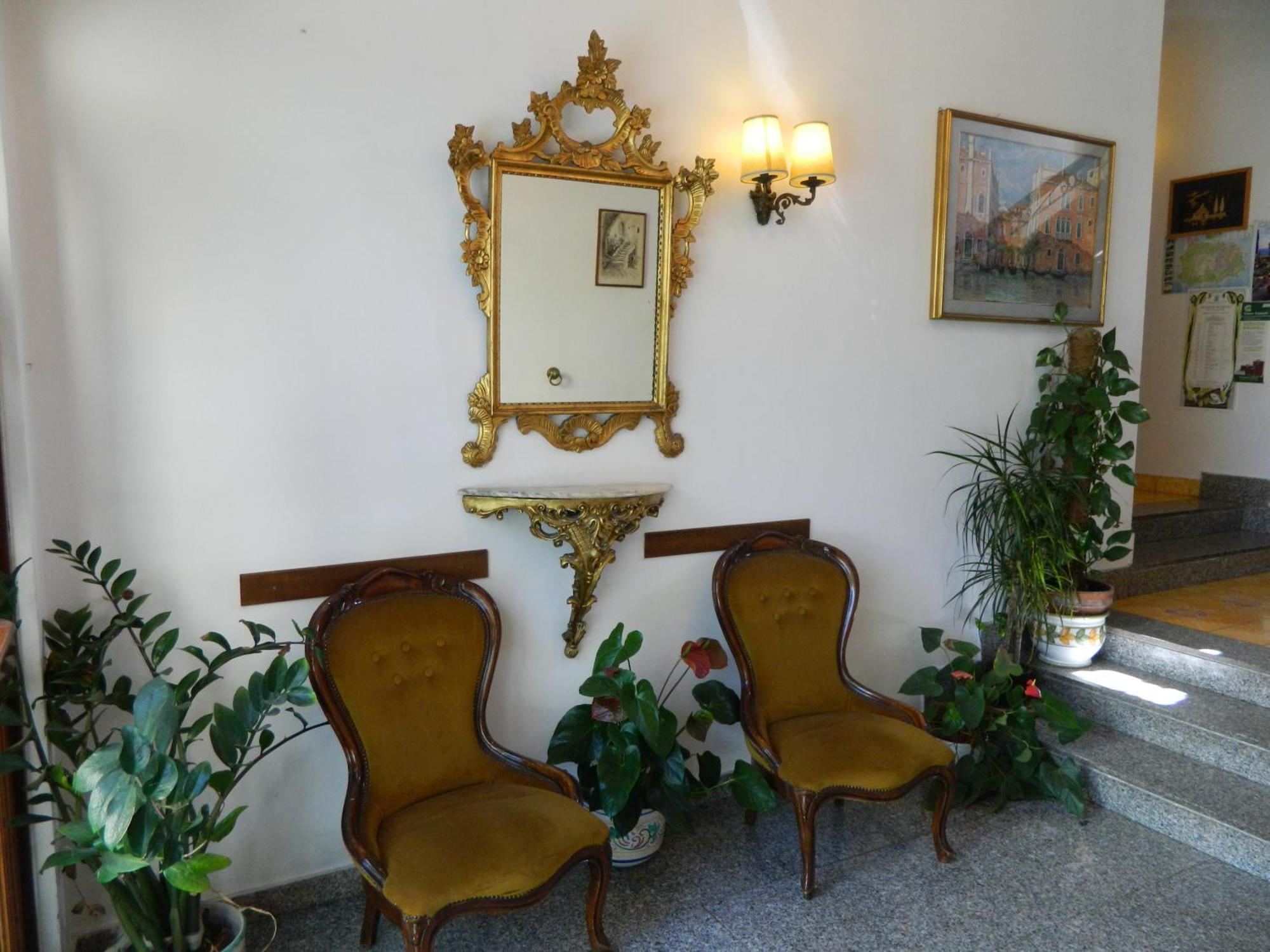 Hotel Villa Hermosa Ischia Luaran gambar