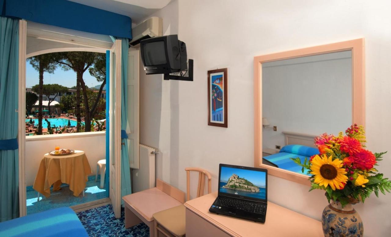 Hotel Villa Hermosa Ischia Bilik gambar